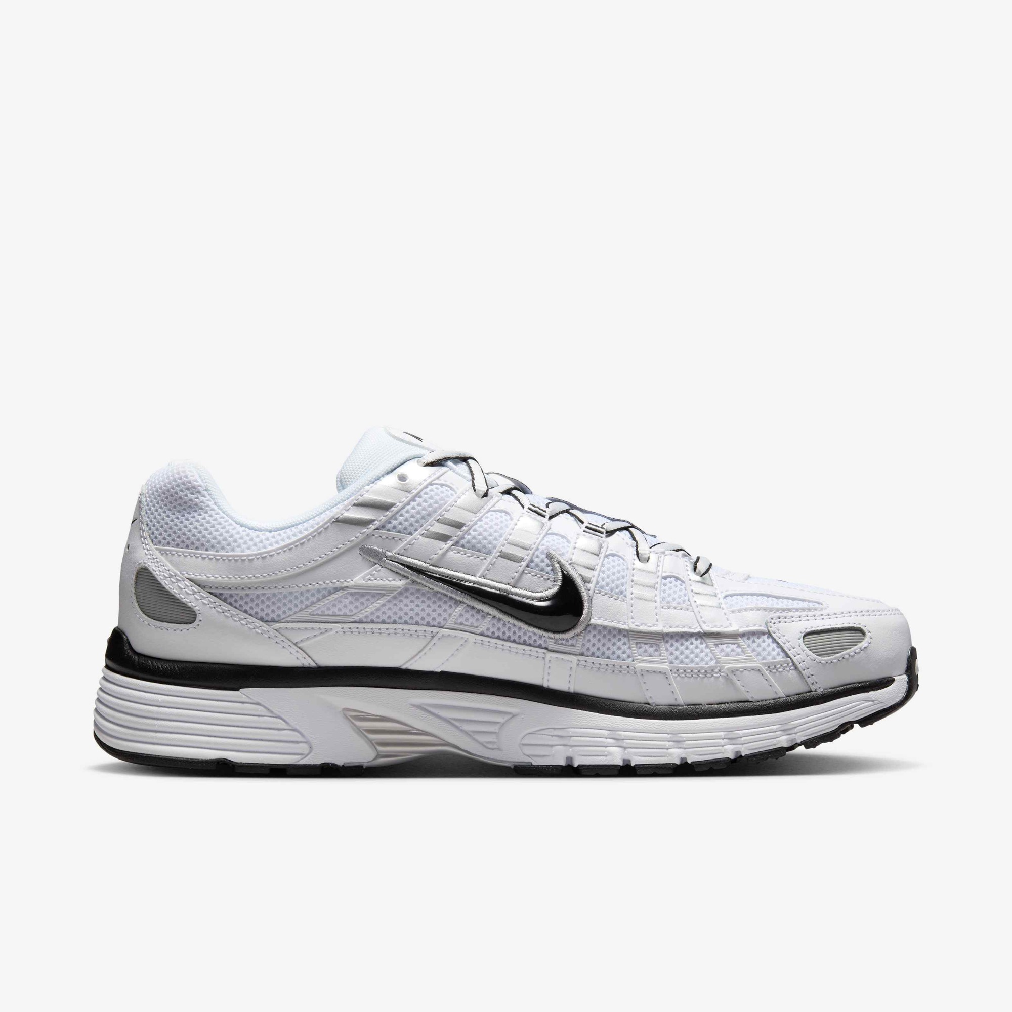 Chaussure Nike P-6000