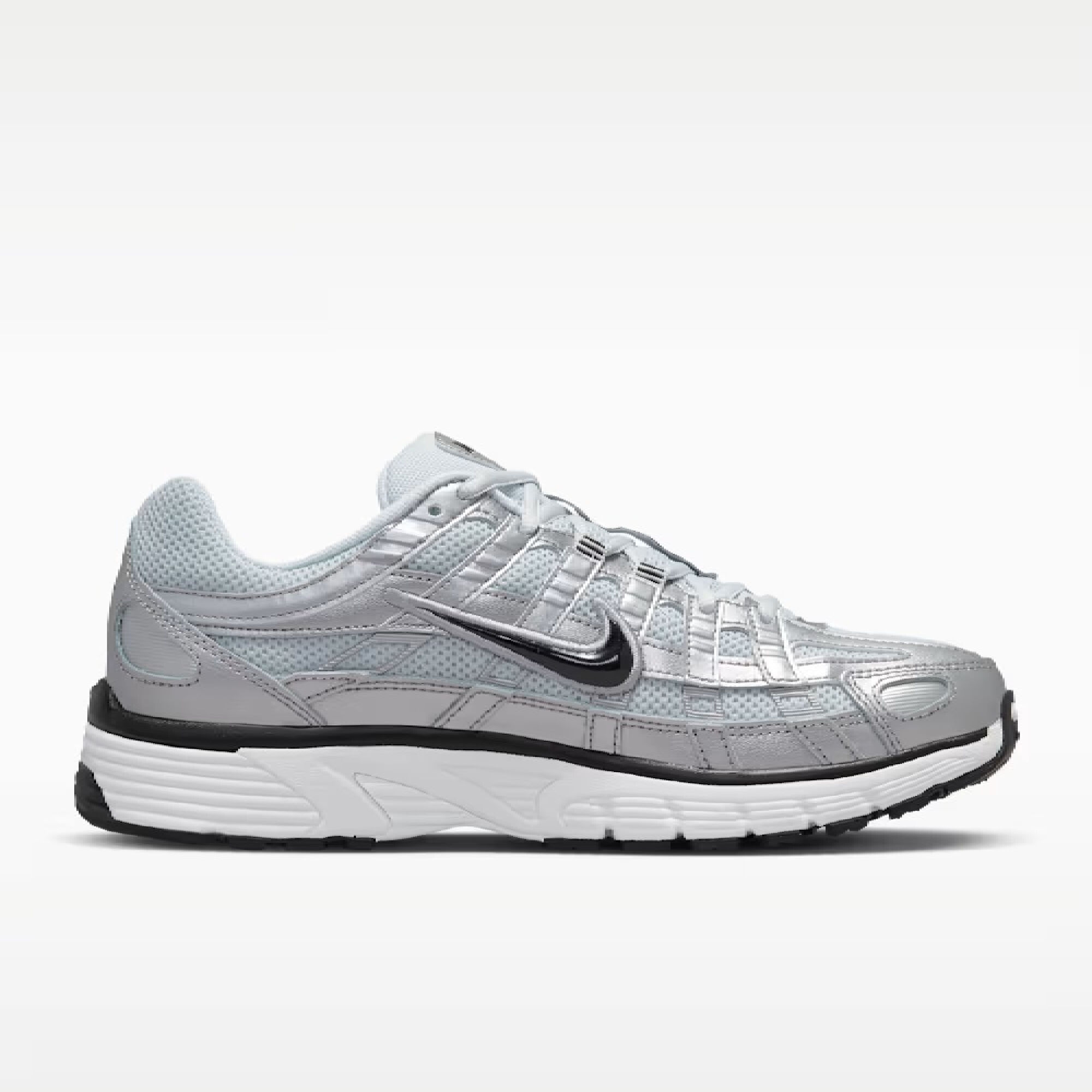 Chaussure Nike P-6000