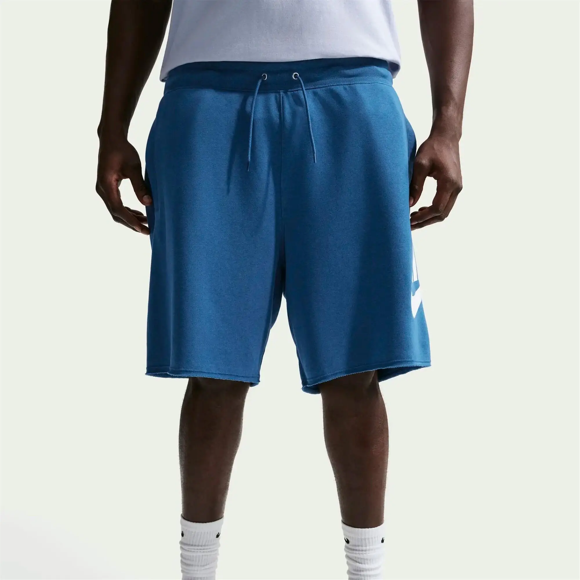 Short Nike Club
