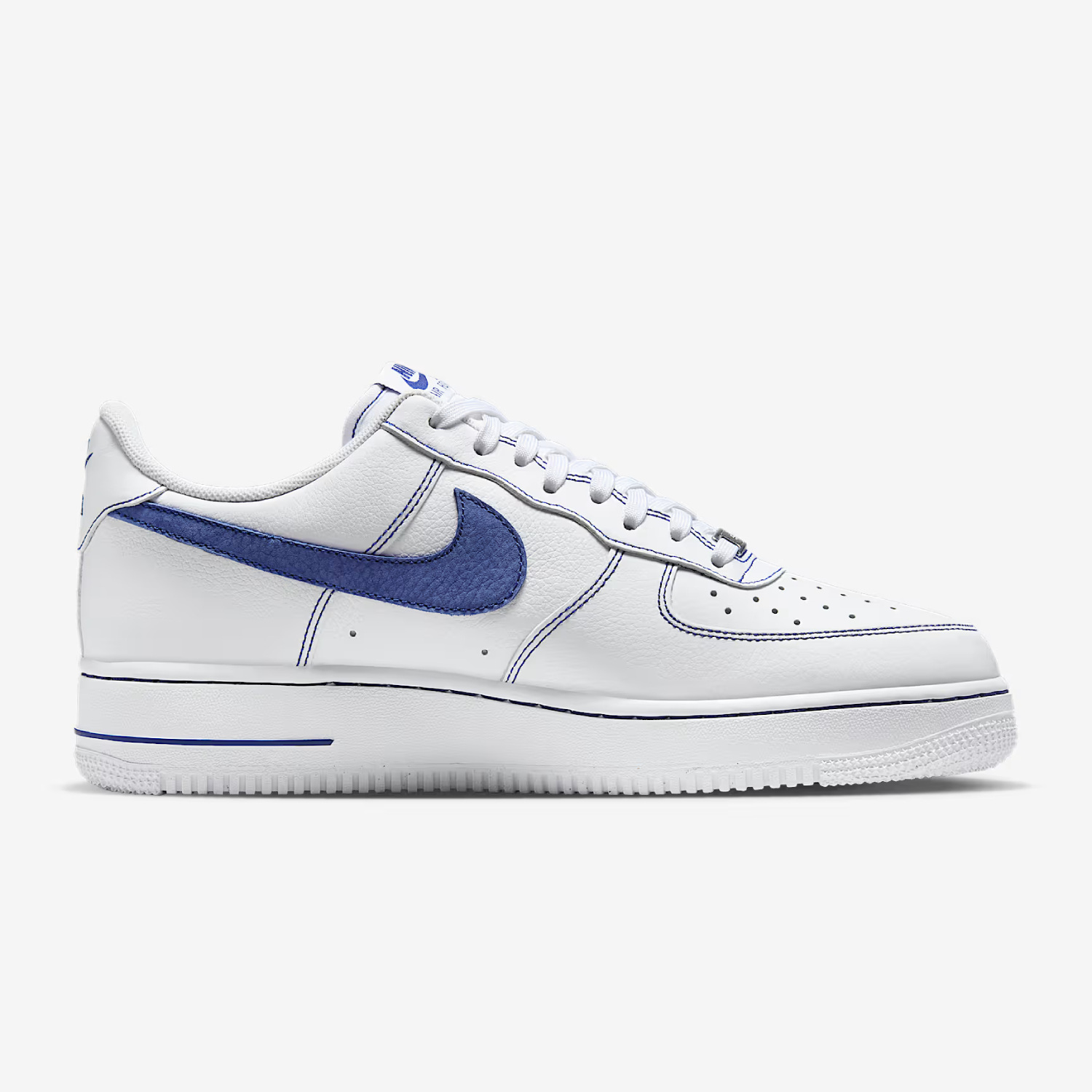 Chaussure Nike Air Force 1 07 LV8