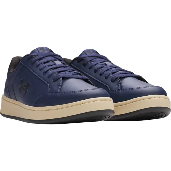 Chaussure UA Official
