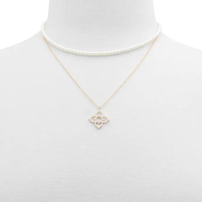 Collier Bloomfield