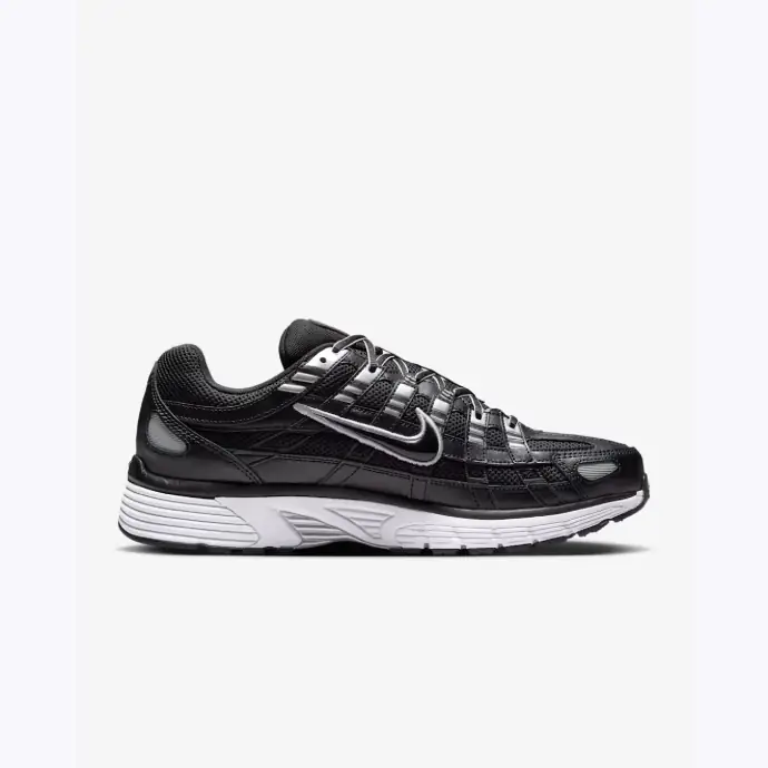Chaussure Nike P-6000
