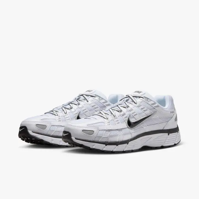 Chaussure Nike P-6000