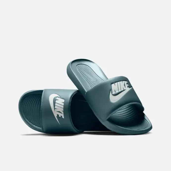 Claquette Nike Victori One