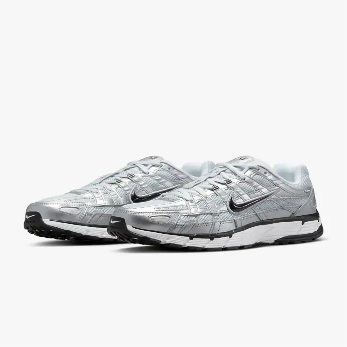 Chaussure Nike P-6000