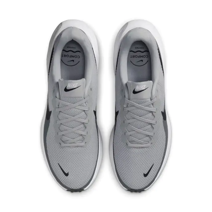 Chaussure Nike Revolution 8