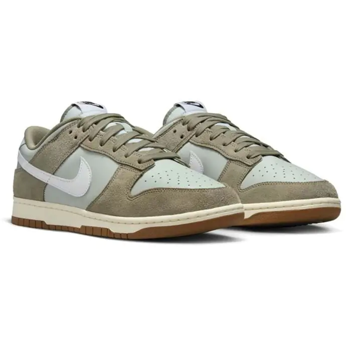Chaussure Nike Dunk Low Retro SE