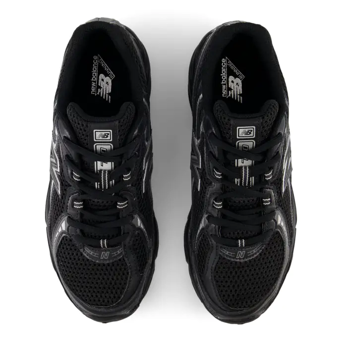 Chaussure 740