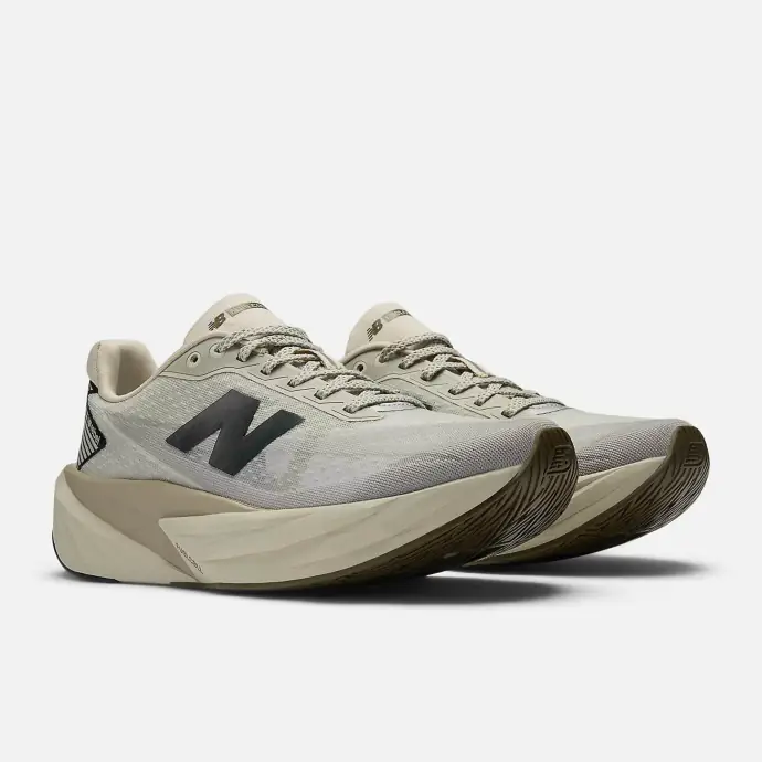 Chaussure FuelCell Rebel