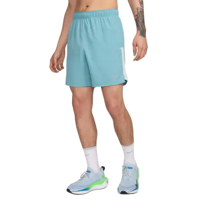Short Nike Challenger