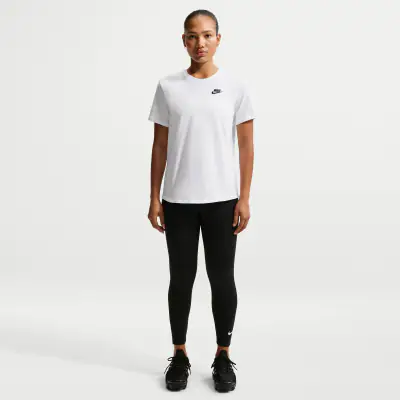 T-shirt Nike Sportswear Club Essentials
