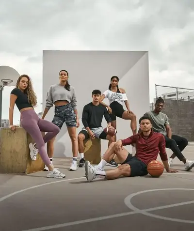 Découvrir SPORTSWEAR